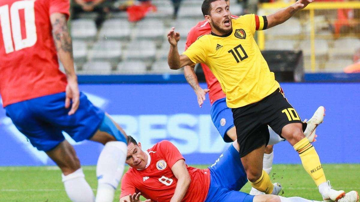 俄罗斯球员受到犯规攻击