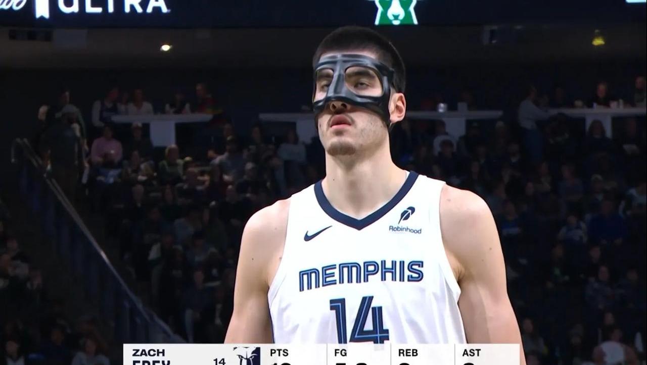 关于雄鹿靠着超凡表现，击败灰熊的信息