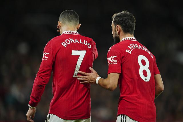 乐鱼体育官方入口-曼联高位大败：葡萄牙士兵C罗狂揽四球，绝杀榜首位置的简单介绍