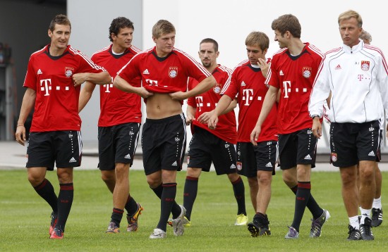 拜仁慕尼黑球员团结一心，力争夺冠的简单介绍