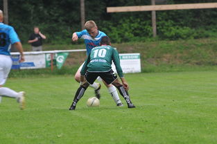 乐鱼体育官方入口-国足主力球员杨立瑜：备战世预赛要保持状态，争取更好表现，足球教练杨礼敏简介