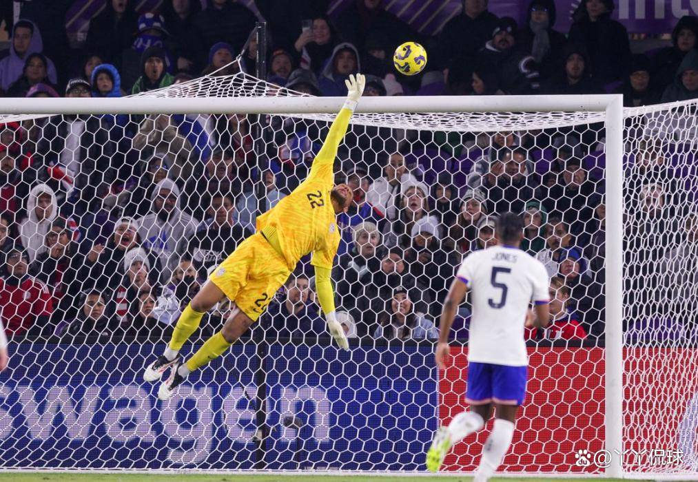 乐鱼体育在线-哥斯达黎加队在比赛中喜迎胜利