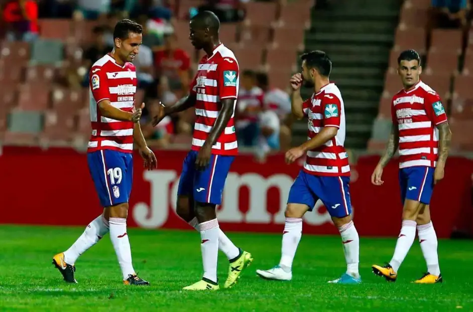 关于格拉纳达失利，保级形势危险的信息