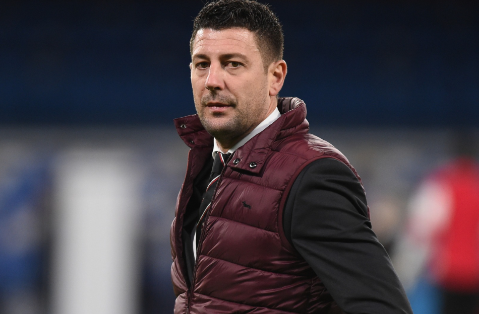 AC米兰官方确认签约B队前锋，球员自信能为球队进攻注入更多火力！的简单介绍