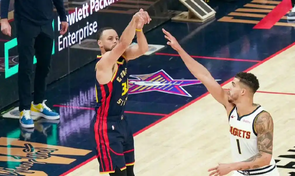 关于勇士主场告捷，击败湖人取得连胜的信息