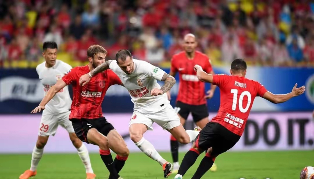 乐鱼体育官方登录入口-包含防线漏洞暴露，泰达球队难以抵挡对手攻势的词条